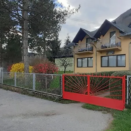 Smjestaj Na Selu,Porodica Gvozdenac Apartment Sipovo Exterior photo