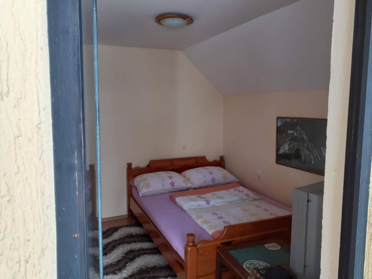 Smjestaj Na Selu,porodica Gvozdenac * Sipovo